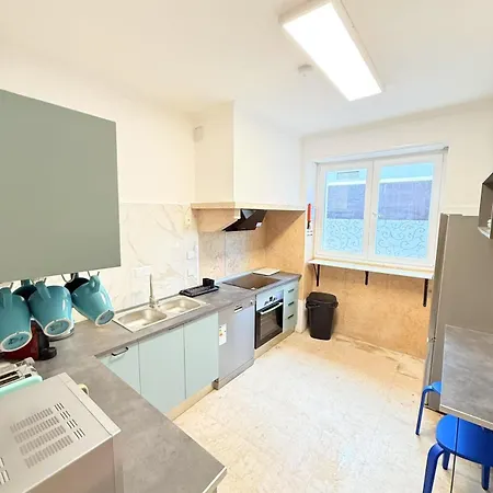 بيت ضيافة Happy *