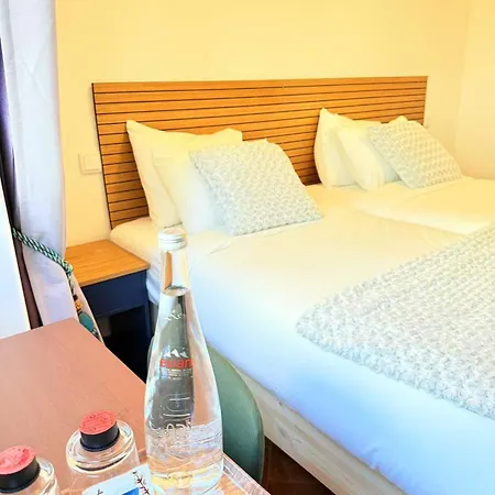 Happy Guest house *